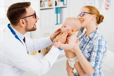 أعراض التسنين عند الرضع في الشهر الرابع